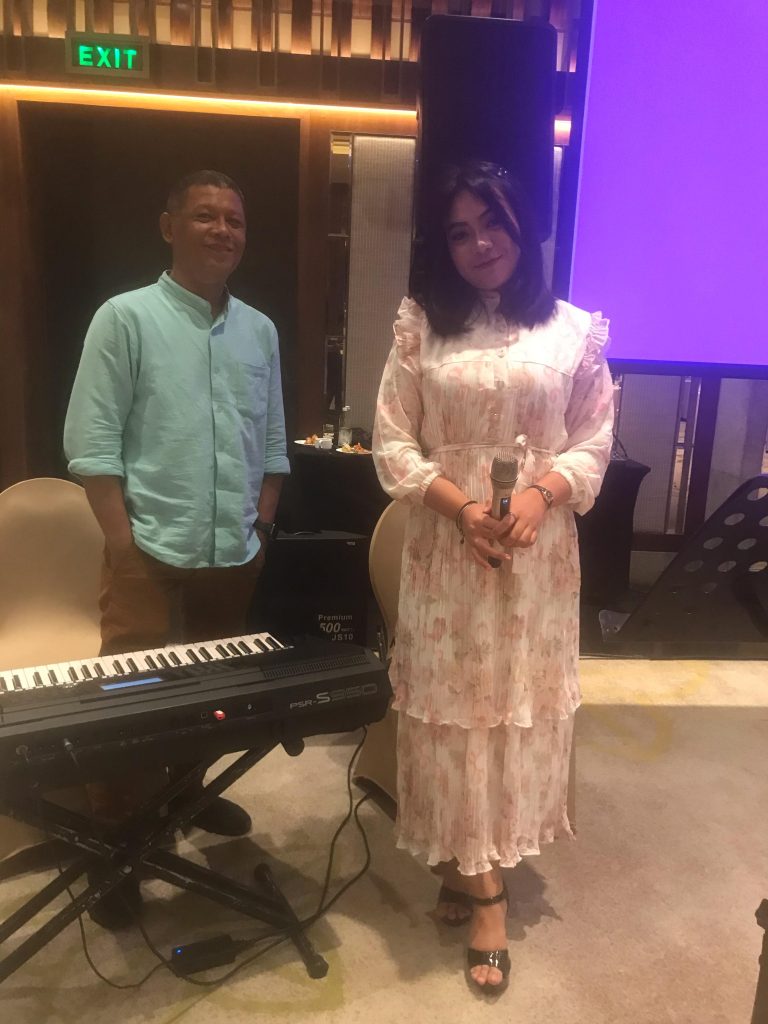 Penyewaan hiburan musik dengan lagu lagu Religi – Organ Tunggal Three S tampil memukau di acara Perayaan HUT GAPKI Ke 44 dan Buka Puasa Bersama – Ayana Hotel Sudirman Jakarta